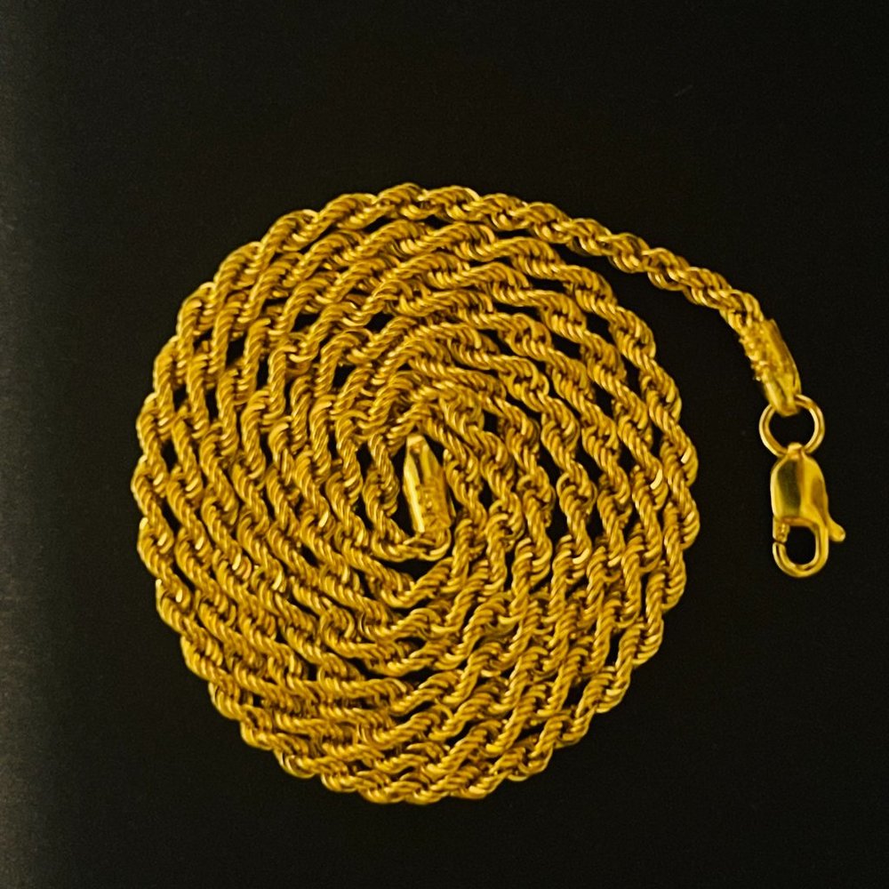 Solid 14K Gold Diamond Cut Rope Chain Necklace 24 inch,2.5 mm - Picture 9 of 17
